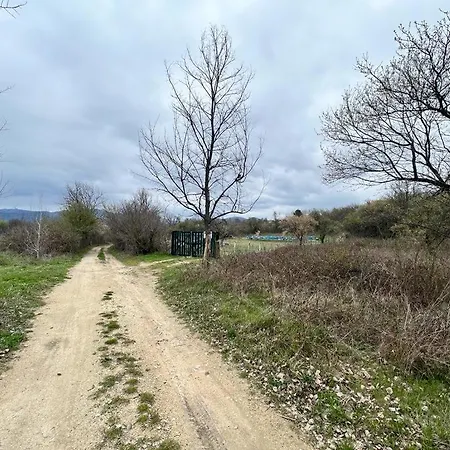 частен двор Bulgarian For Tents