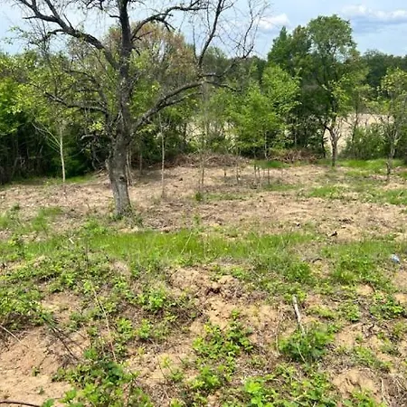 частен двор Bulgarian For Tents 营地 *