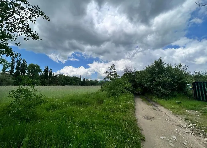 частен двор Bulgarian For Tents *